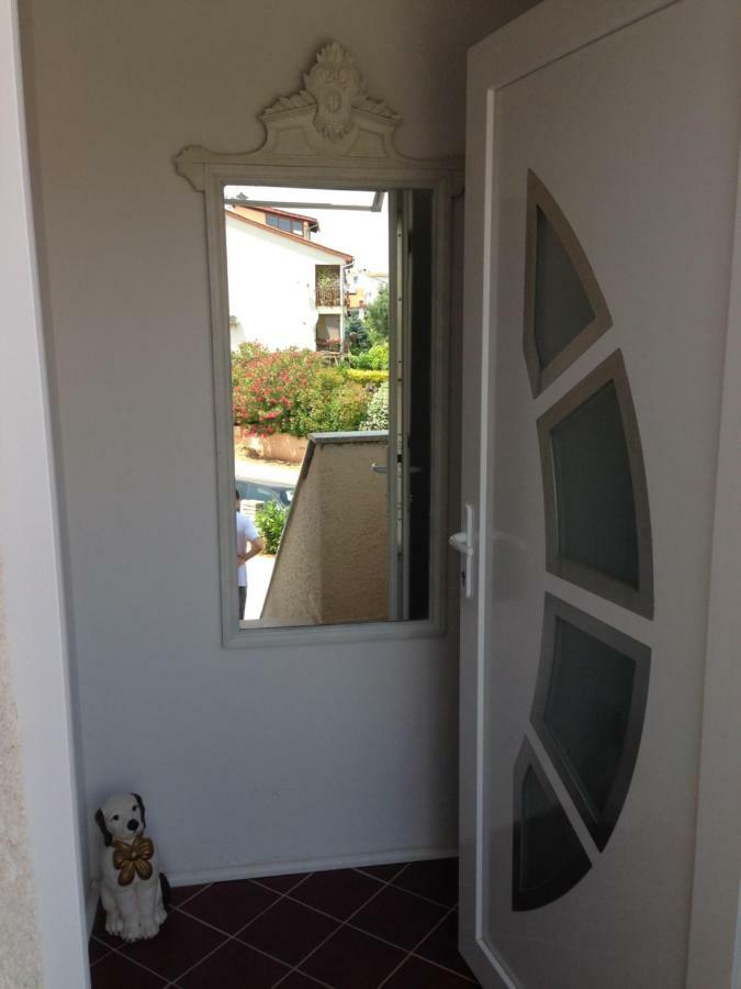 Apartmani Tatic Stinjan Štinjan Exterior foto
